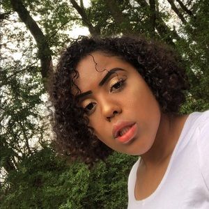 Meet your Posher, Bree